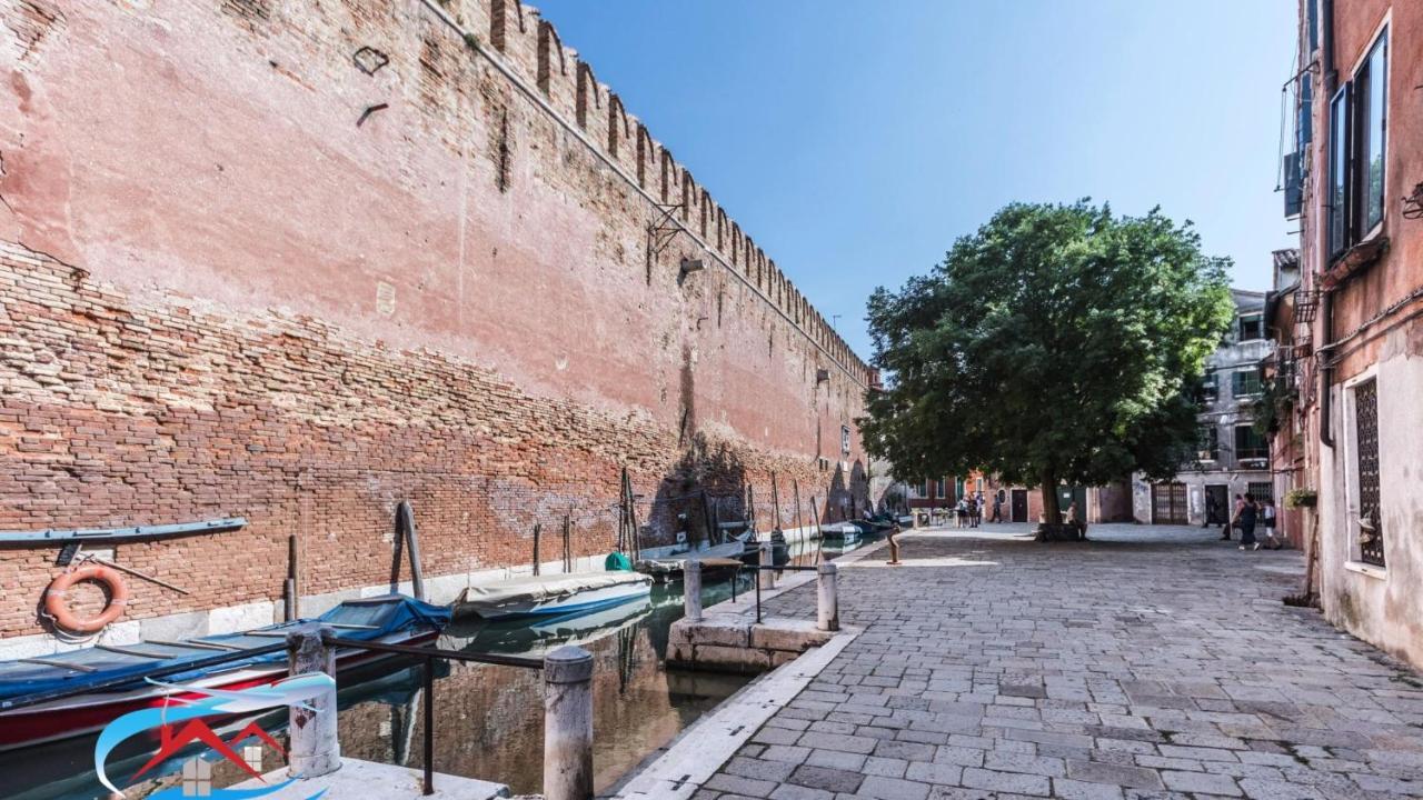 Ferienwohnung Au Nom De La Rose Venedig Exterior foto